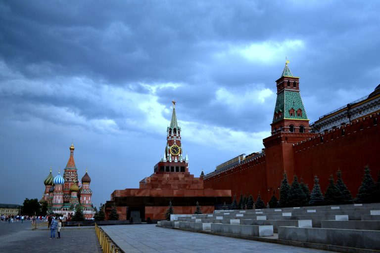 Rusia respinge iniţiativa Poloniei la OSCE şi anunță că preferă dialogul cu SUA şi NATO