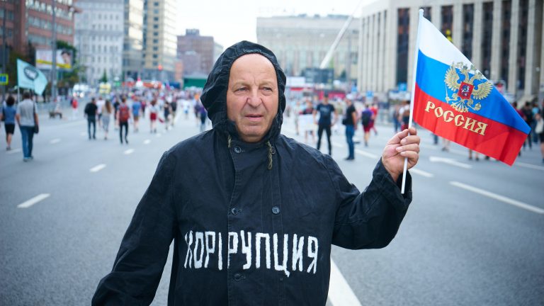 „Maratonul” expulzărilor continuă. Rusia expulzează diplomaţi din Slovacia şi republicile baltice