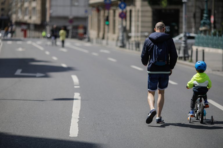 Centrul Bucureștiului devine pietonal în weekend-uri, începând cu 29 mai