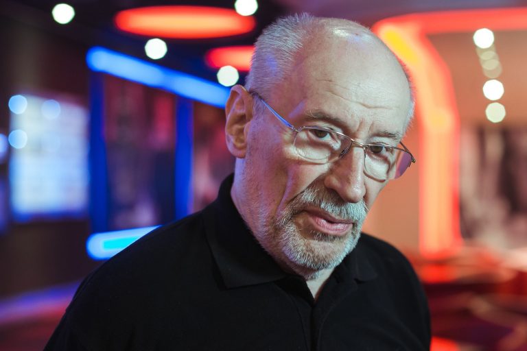 Victor Rebengiuc, despre Ion Iliescu: Revoluţia a fost o mare păcăleală. Când l-am văzut zâmbind cu gura până la urechi, nu mi-a mai plăcut”