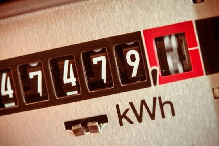 A fost pus în dezbatere publică proiectul de ordonanță pentru compensarea facturilor la energie electrică și la gaze