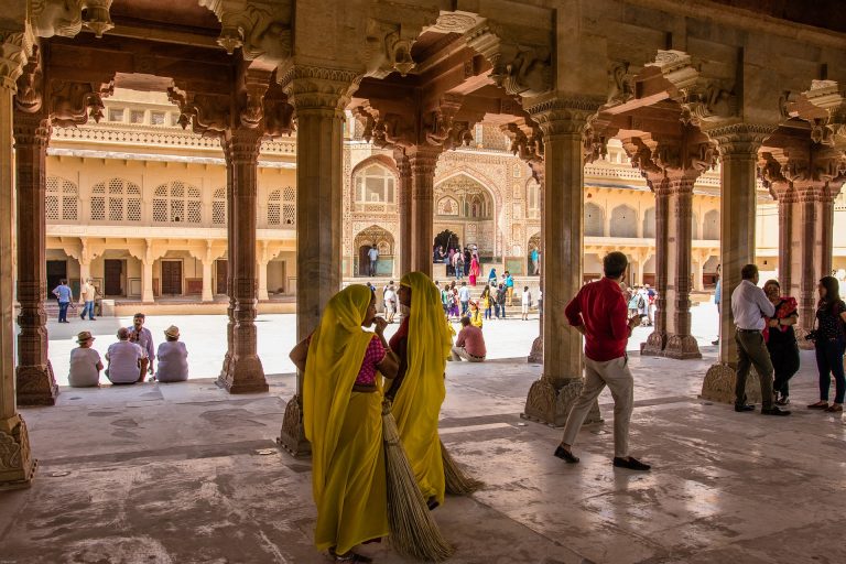 Petrol contra oxigen: India creşte importurile de ţiţei din Arabia Saudită