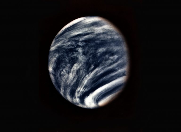STUDIU: O zi durează mai mult decât un an pe planeta Venus
