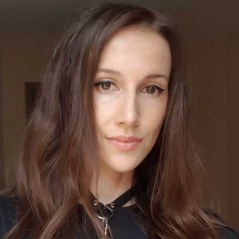 Alexandra Furnea, supravieţuitoare din Colectiv: „Nu mai măsor demult timpul în zile, luni şi ani, ci în intervenţii”