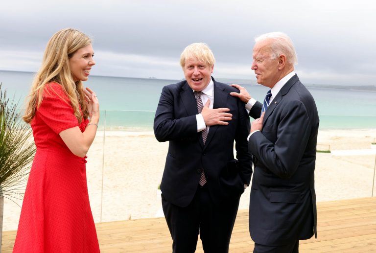 Boris Johnson, paradă de adjective la întâlnirea cu Biden. Premierul britanic califică drept „indestructibilă” relaţia dintre Regatul Unit şi SUA