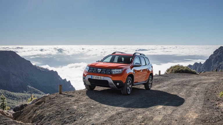 Rusia vrea să producă Dacia Duster sub marca Lada