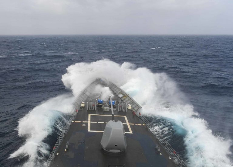 Îngrijorări la Pentagon: Nave iraniene par a se îndrepta cu armament spre Venezuela