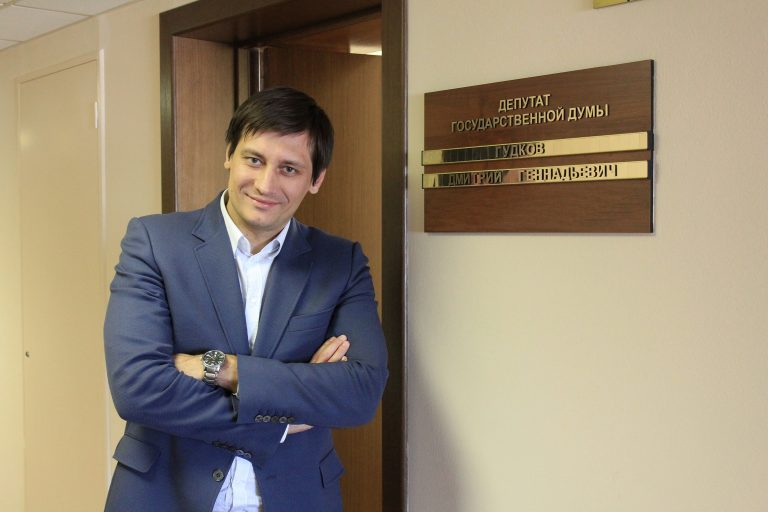 Maratonul represiunilor: Încă un important opozant politic a fost arestat în Rusia