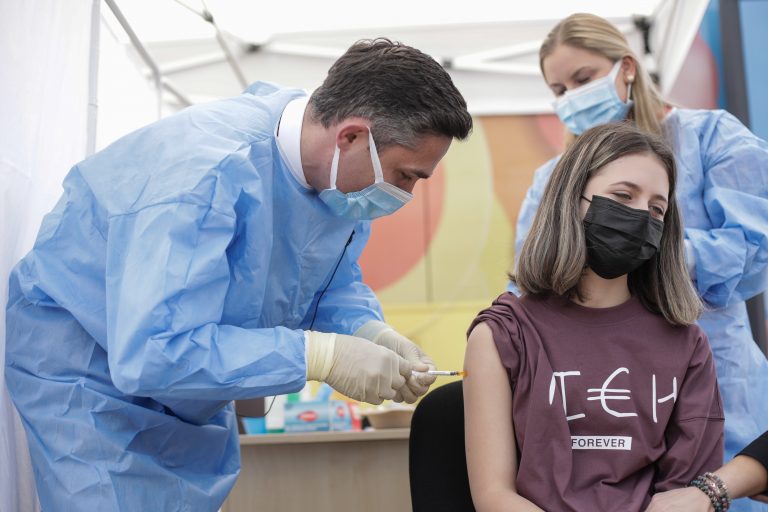 Valeriu Gheorghiţă: Avem peste 40% din populaţia adultă vaccinată anti-Covid-19