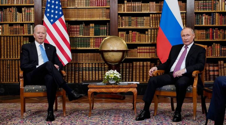 Biden i-a cerut lui Putin să acţioneze împotriva atacurilor cibernetice care provin din Rusia
