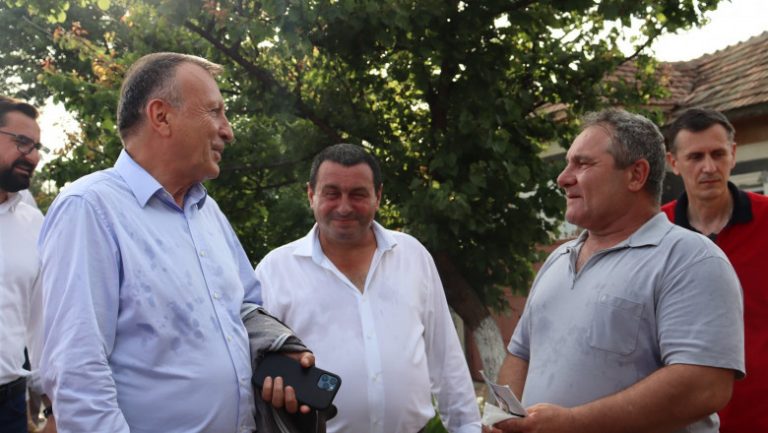 Alegeri Deveselu | Vărul primarului mort de Covid l-a învins pe fiul acestuia din urmă