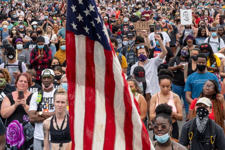 The New York Times: Noul rasism nu va rezolva vechiul rasism