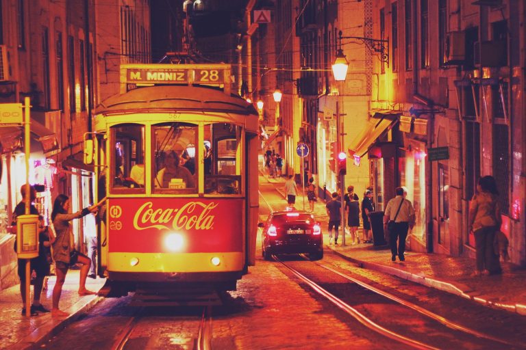 Drinks war: Coca-Cola and Pepsi play with different footballs