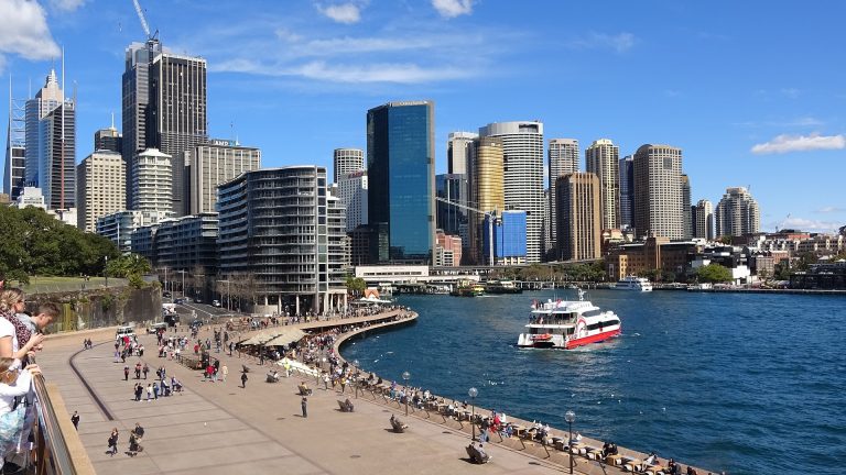 Sydney şi Darwin, în carantină din cauza variantei Delta