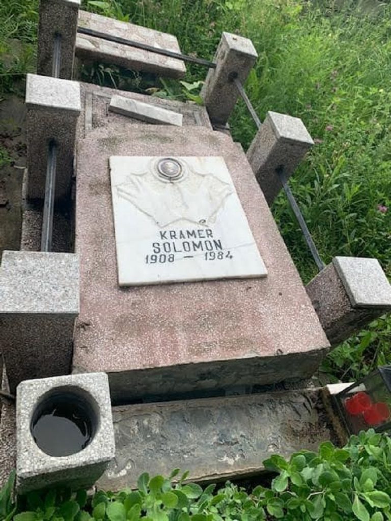 Anchetă a Poliţiei după ce morminte din cimitirul evreiesc din Ploieşti au fost vandalizate. Reacţia autorităţilor. Comentariul Maiei Morgenstern