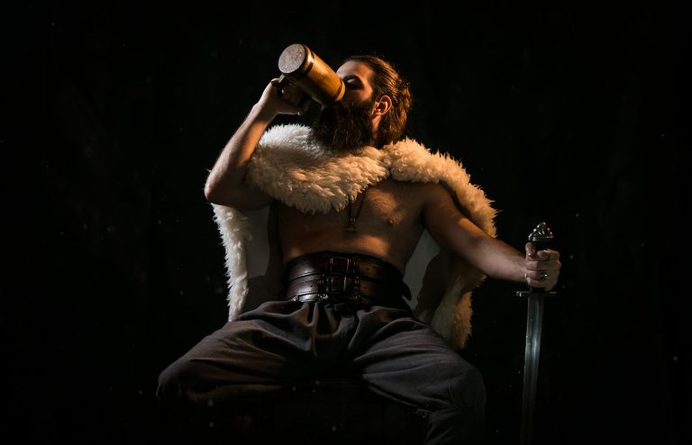 Două schelete fac lumină asupra raidurilor vikingilor în Europa