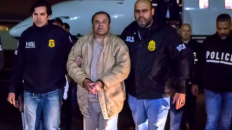 Guvernul mexican pune în joc la loterie o casă din care a evadat El Chapo