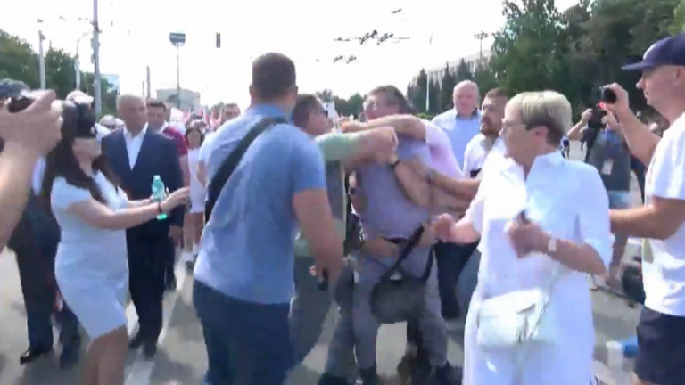 VIDEO | Scuffles between political camps ahead of Moldova elections