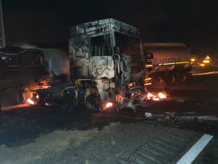 VIDEO | Val uriaș de violențe în Africa de Sud. Zeci de morți în cele mai grave tulburări sociale din ultimii ani