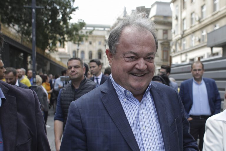 Vasile Blaga, achitat