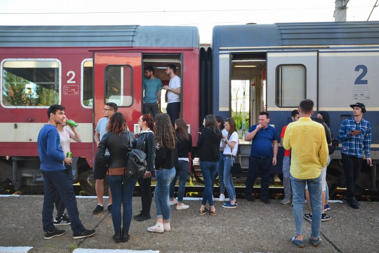 Comandament pentru Situaţii de Urgenţă la Transporturi, din cauza caniculei. S-ar putea introduce restricţii de circulaţie. Mesajul lui Drulă