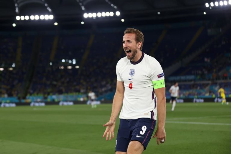 Anglia, semifinalistă la Euro-2020, după 4-0 cu Ucraina