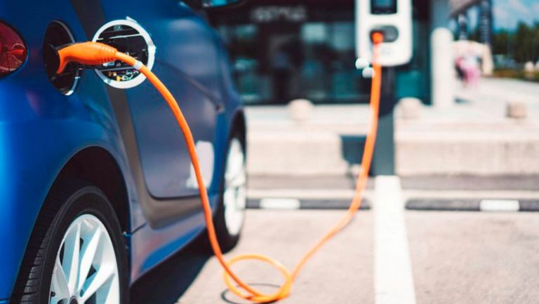 Eurostat: România, printre ţările UE cu cea mai mare creştere a numărului vehiculelor electrice de pasageri