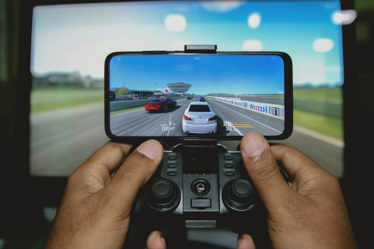 China va limita la trei ore pe săptămână durata alocată de minori jocurilor video online