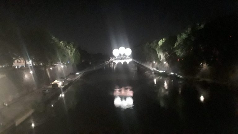 VIDEO | Un pod volant deasupra râului Tibru, visul neîmplinit al lui Michelangelo, devine realitate