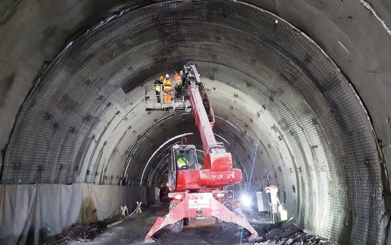Cel mai lung tunel din Balcani va fi construit în Bulgaria