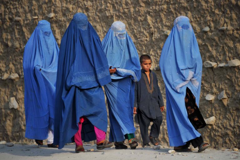 Cum se traduce în practică legea Sharia pentru femeile din Afganistan