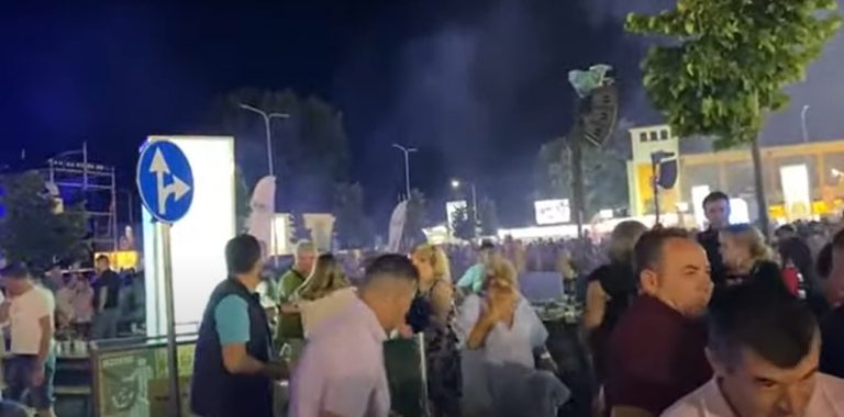 Gaze lacrimogene şi arestări la un concert Goran Bregovic în Albania