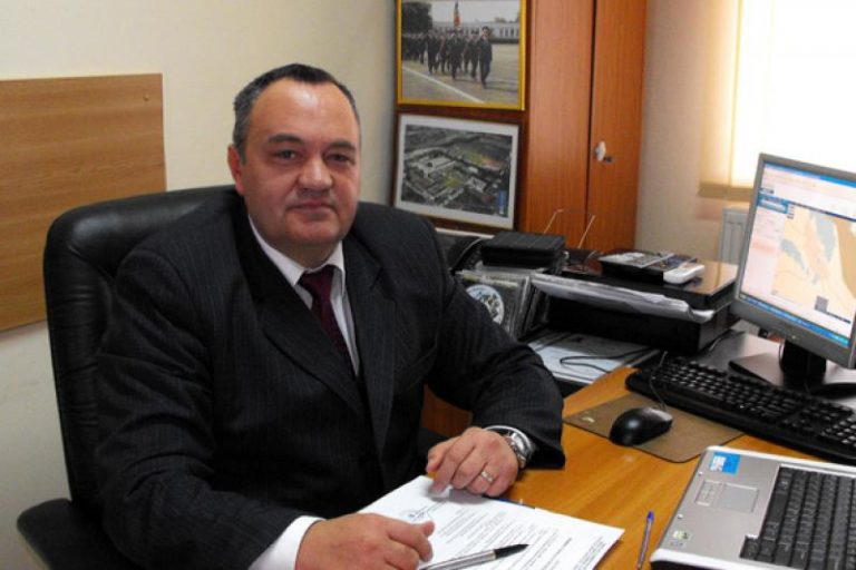 Șpăgi pentru funcții „călduțe” în MAI. Un fost şef din Academia de Poliţie ar fi recunoscut că a plătit mita în locul fiului său
