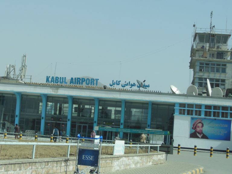 Atac terorist iminent. După Regatul Unit şi SUA, Australia îşi îndeamnă şi ea cetăţenii să părăsească zona aeroportului din Kabul