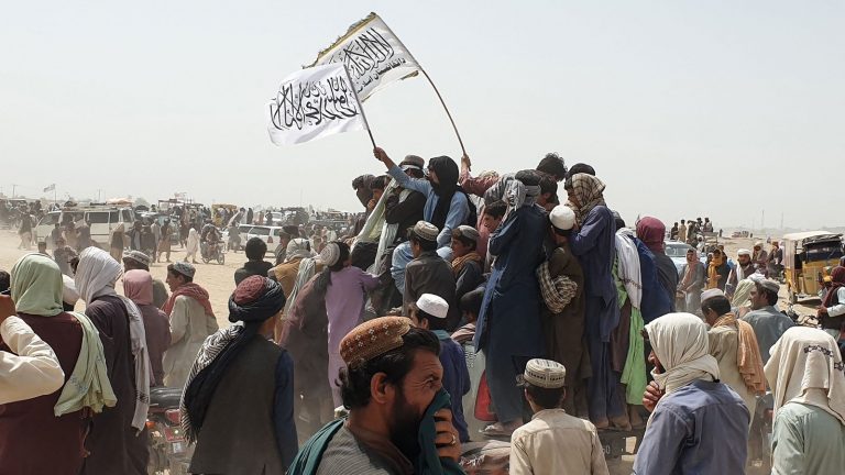 A început numărătoarea inversă. The Times: ISIS-K ar putea declanșa un nou război în Afganistan