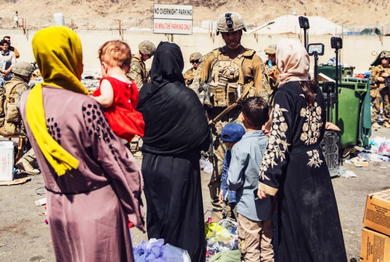 Câteva sute de americani, rămaşi în Afganistan. Blinken: „O nouă misiune diplomatică a început”