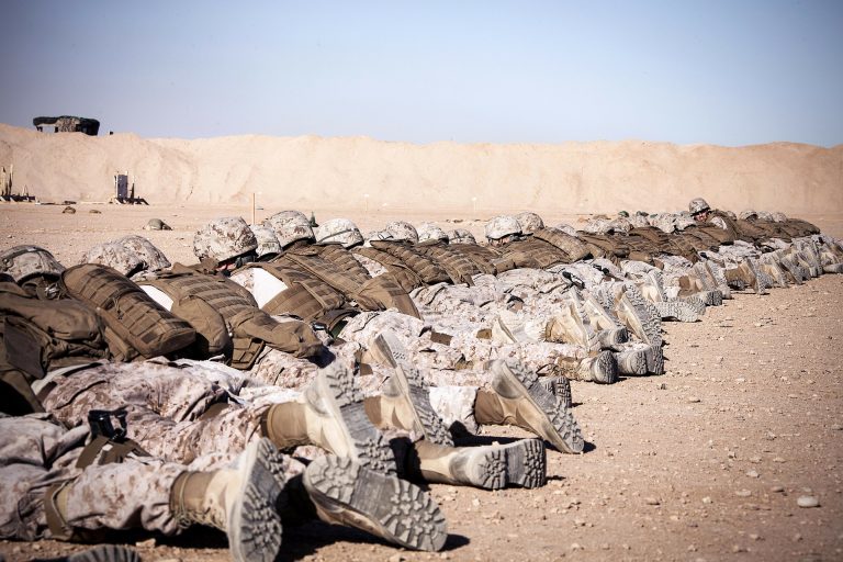 Armata SUA și CIA efectuează operaţiuni cu elicoptere și trupe la sol pentru extragerea unor cetățeni din Afganistan