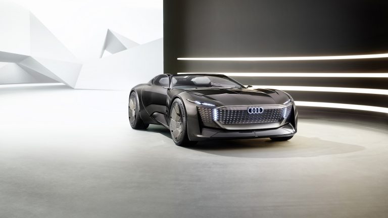 VIDEO | Batman își freacă palmele. Faceți cunoștință cu Skysphere, un vehicul-concept al Audi cu tehnologii de tip Batmobile