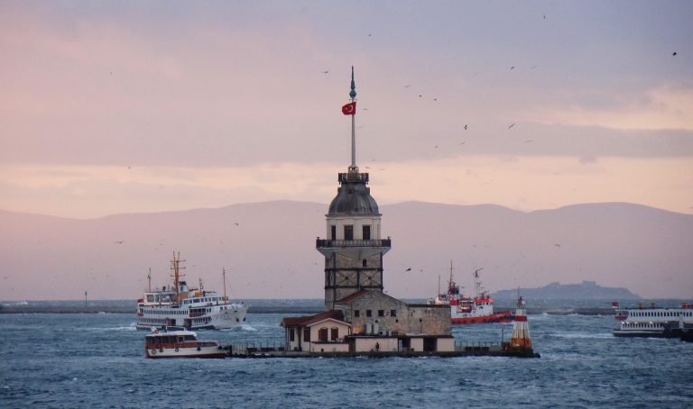 Negocieri între Turcia, Rusia şi Ucraina, în desfăşurare