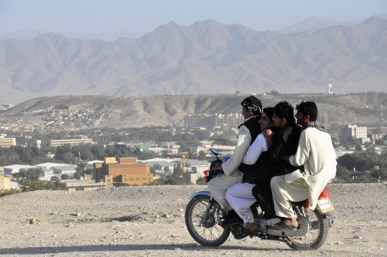 Provocările cu care se chinuie China și India în Afganistan