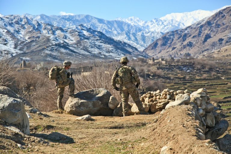 NY Times: Iată cine este adevăratul câștigător al războiului din Afganistan