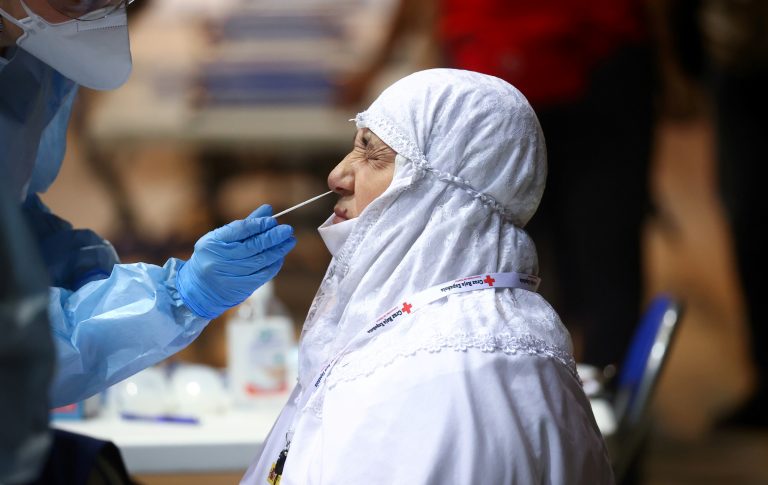 OMS supraveghează atent varianta Miu, față de care vaccinurile actuale ar fi ineficiente