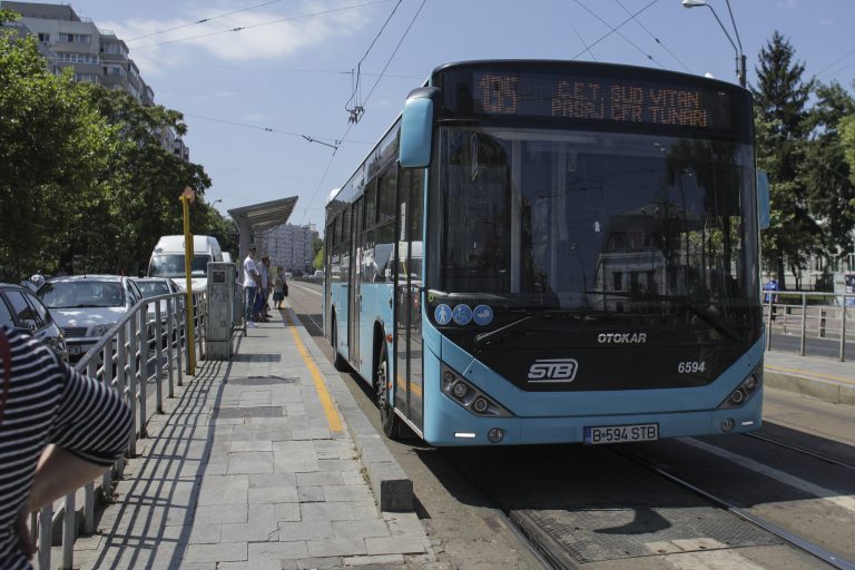 Coronavirus vaccine bus making stops around Bucharest until end of year