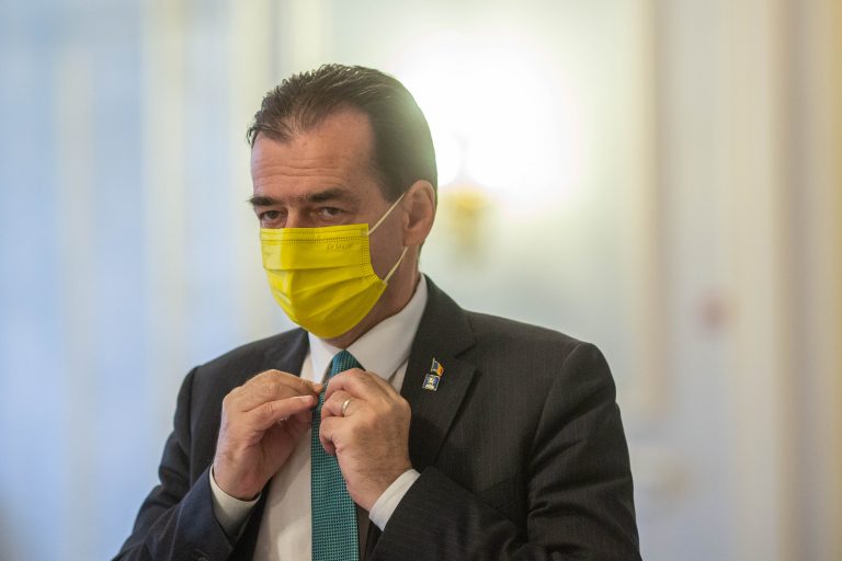 Cîțu, strâns cu ușa de Orban. Parlamentul este convocat joi pentru moțiunea de cenzură