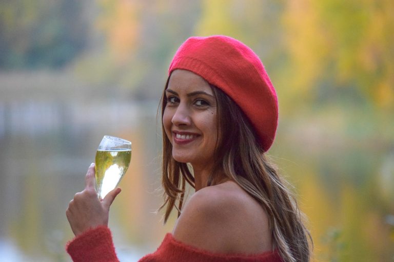 Parisul și Moscova se înțeleg și pe al doilea dosar privind șampania