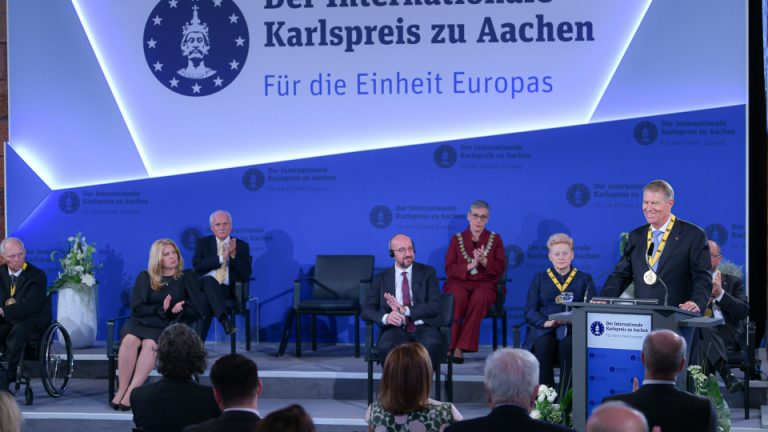 VIDEO | Romania’s Klaus Iohannis receives Charlemagne Prize for service to European values