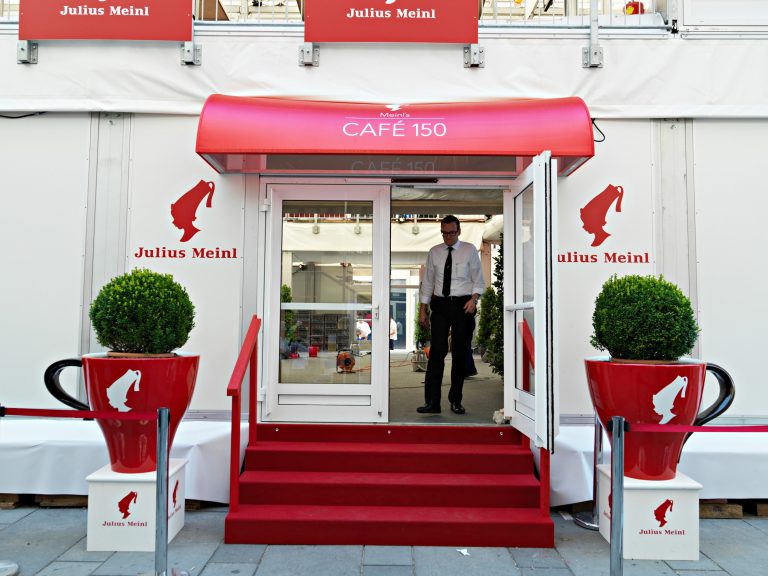 Furnizorul de cafea Meinl renunță la celebrul logo care reprezintă capul unui otoman cu fes, în urma acuzațiilor de rasism