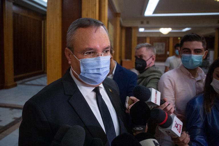 Premierul Nicolae Ciucă: De la 1 aprilie, consumatorii casnici cu consum lunar sub 300 Kwh vor beneficia de o schemă de protecţie cu TVA redus la 5 %