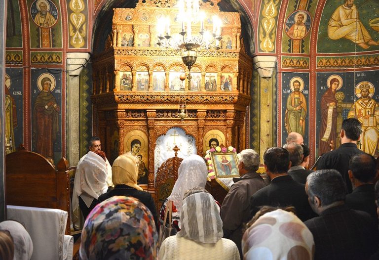 Alexandru Rafila a precizat ce se va întâmpla cu certificatul verde în cazul slujbelor religioase