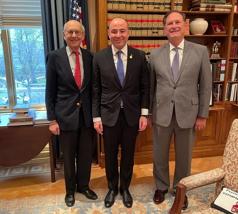 Ambasadorul României în SUA, întâlnire cu doi dintre titanii sistemului american de justiție